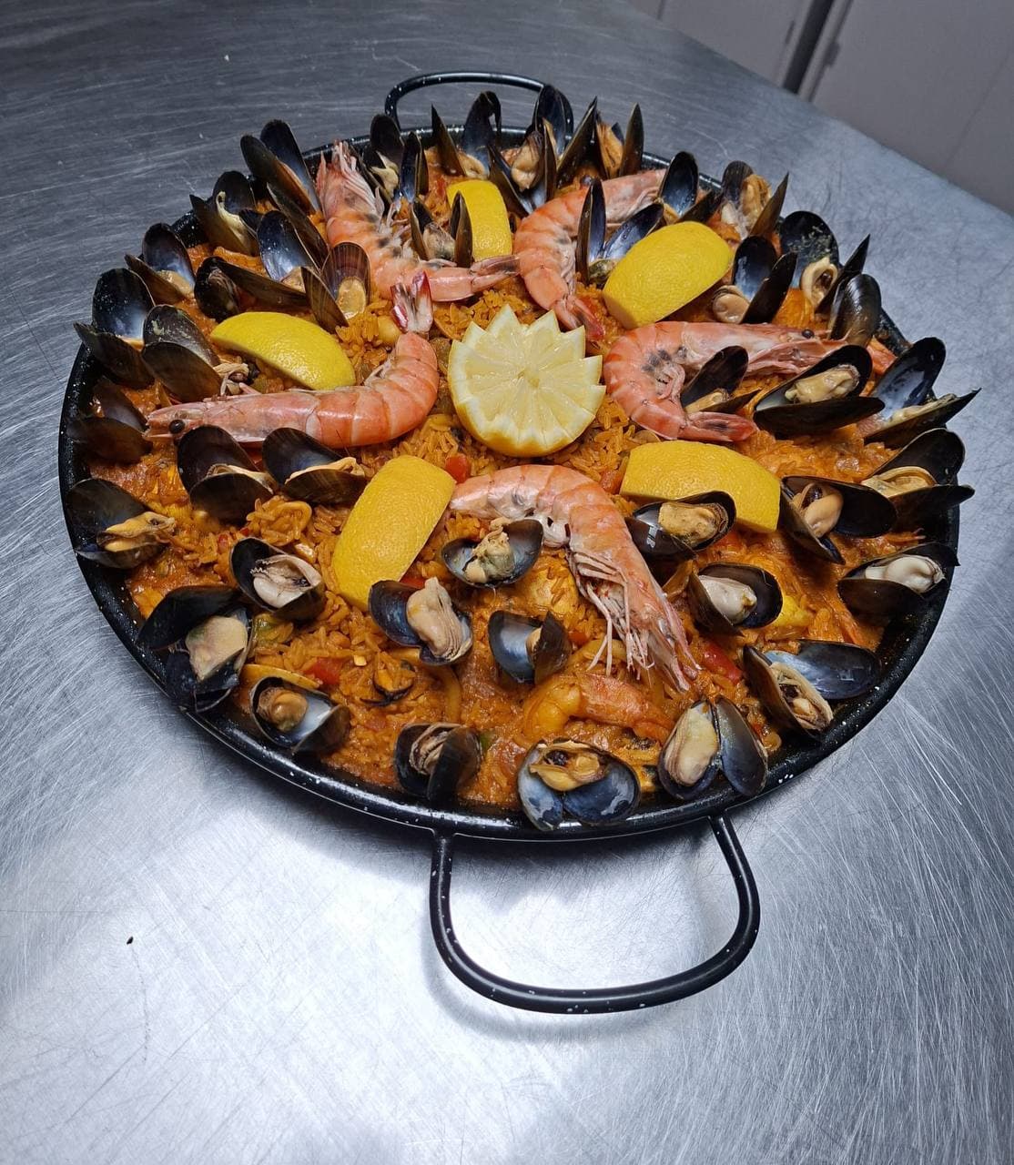 Riz safrané de la paella maison
